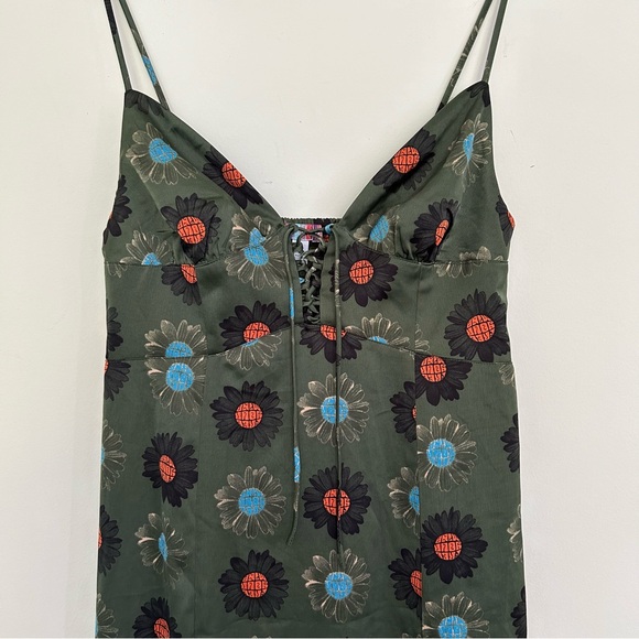 URBAN OUTFITTERS Mariah Cord-Up Midi Satin Slip Dress Floral Green Sz L LIKE NEW - Picture 5 of 16
